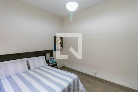 Casa à venda com 360m², 3 quartos e 2 vagas Casa à venda com 360m², 3 quartos e 2 vagasQuarto 3