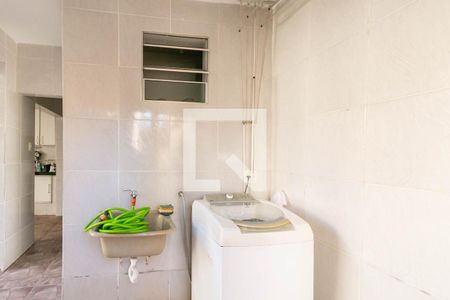 Casa à venda com 360m², 3 quartos e 2 vagas Casa à venda com 360m², 3 quartos e 2 vagasÁrea de Serviço