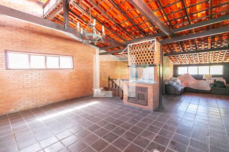 Casa à venda com 360m², 3 quartos e 2 vagas Casa à venda com 360m², 3 quartos e 2 vagasSala 2