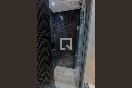 Studio à venda com 34m², 1 quarto e 1 vaga Studio à venda com 34m², 1 quarto e 1 vagaBanheiro