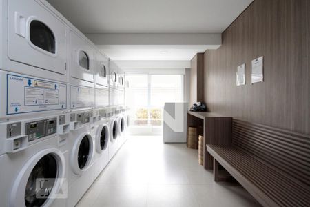 Studio à venda com 34m², 1 quarto e 1 vaga Studio à venda com 34m², 1 quarto e 1 vagaLavanderia