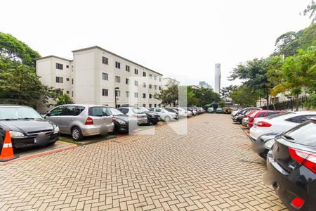 Apartamento à venda com 39m², 2 quartos e 1 vaga Apartamento à venda com 39m², 2 quartos e 1 vagaEstacionamento
