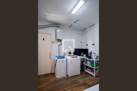 Apartamento para alugar com 237m², 3 quartos e 3 vagasÁrea de Serviço