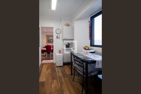 Apartamento para alugar com 237m², 3 quartos e 3 vagasCozinha Copa