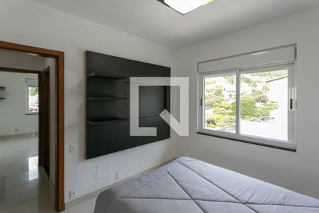 Casa à venda com 900m², 8 quartos e 4 vagasQuarto 2