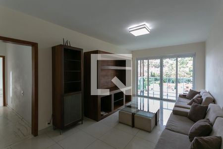 Casa à venda com 900m², 8 quartos e 4 vagasSala 2