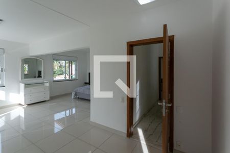 Casa à venda com 900m², 8 quartos e 4 vagasQuarto 5 - Suíte