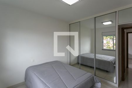 Casa à venda com 900m², 8 quartos e 4 vagasQuarto 1