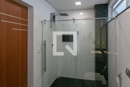 Casa à venda com 900m², 8 quartos e 4 vagasBanheiro 2