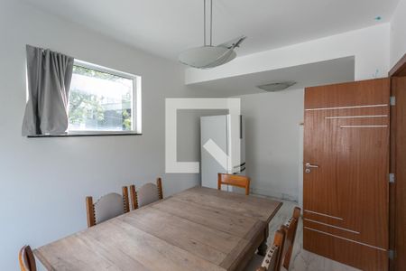 Casa à venda com 900m², 8 quartos e 4 vagasCopa