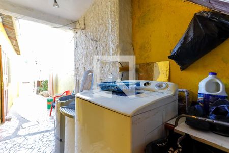 Casa à venda com 149m², 4 quartos e 2 vagas Casa à venda com 149m², 4 quartos e 2 vagasÁrea de Serviço