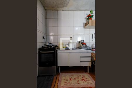 Casa à venda com 149m², 4 quartos e 2 vagas Casa à venda com 149m², 4 quartos e 2 vagasCozinha