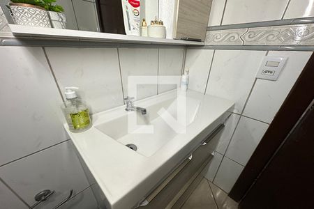 Casa à venda com 115m², 4 quartos e 1 vagaBanheiro