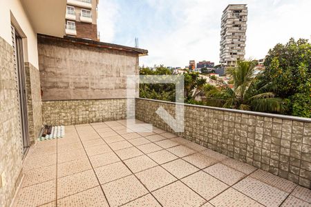 Casa à venda com 280m², 5 quartos e 1 vaga Casa à venda com 280m², 5 quartos e 1 vagaCasa 1 - quarto 2varanda