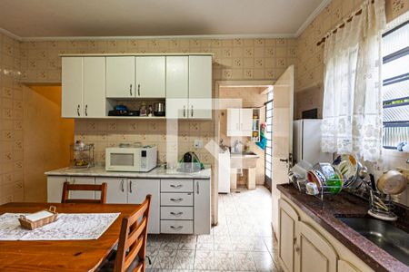 Casa à venda com 280m², 5 quartos e 1 vaga Casa à venda com 280m², 5 quartos e 1 vagaCasa 2 - cozinha