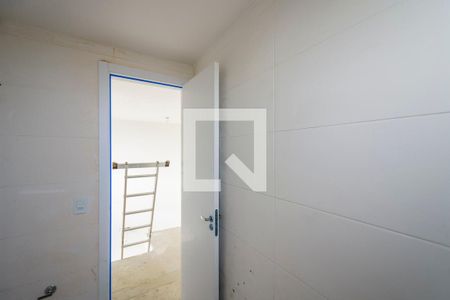 Apartamento à venda com 73m², 3 quartos e 2 vagas Apartamento à venda com 73m², 3 quartos e 2 vagasBanheiro 2
