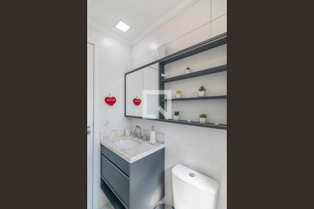 Apartamento à venda com 43m², 2 quartos e 1 vaga Apartamento à venda com 43m², 2 quartos e 1 vagaBanheiro