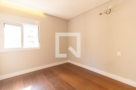 Apartamento à venda com 220m², 4 quartos e 3 vagasQuarto 3