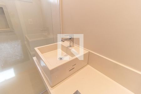 Apartamento à venda com 220m², 4 quartos e 3 vagasBanheiro Social