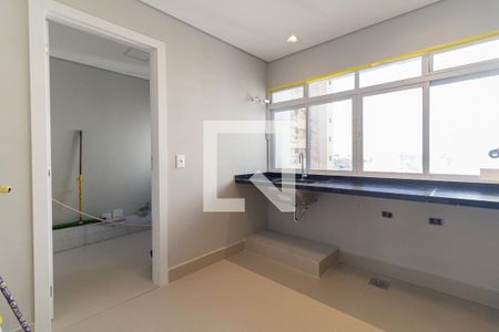 Apartamento à venda com 220m², 4 quartos e 3 vagasLavanderia