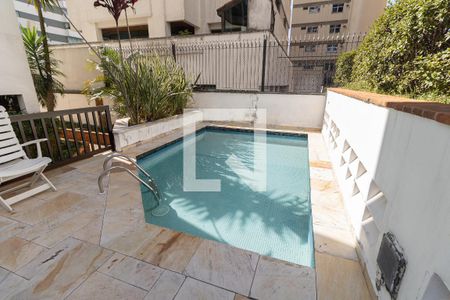 Apartamento à venda com 220m², 4 quartos e 3 vagasPiscina 