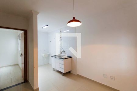Sala e Cozinha Integrada de apartamento para alugar com 2 quartos, 46m² em Parque das Paineiras, São Paulo