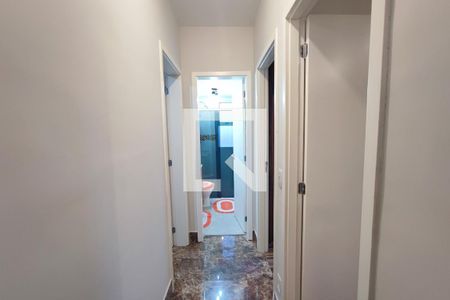 Corredor Quartos de apartamento à venda com 3 quartos, 80m² em Ponte Preta, Campinas
