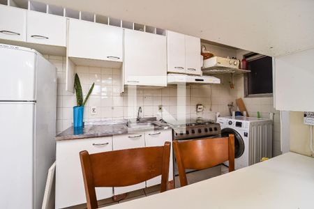 Apartamento à venda com 80m², 2 quartos e 1 vaga Apartamento à venda com 80m², 2 quartos e 1 vagaCozinha