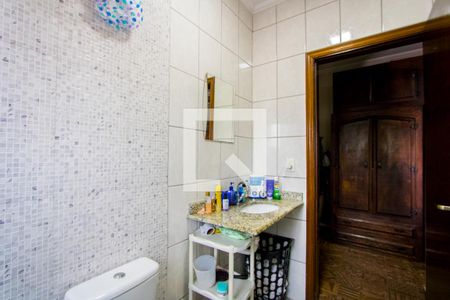 Casa à venda com 230m², 3 quartos e sem vaga Casa à venda com 230m², 3 quartos e sem vagaBanheiro do quarto 1