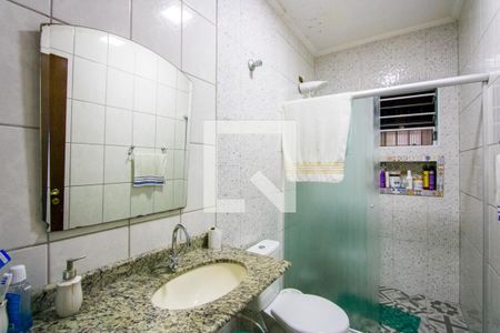 Casa à venda com 230m², 3 quartos e sem vaga Casa à venda com 230m², 3 quartos e sem vagaBanheiro social