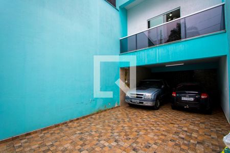 Casa à venda com 230m², 3 quartos e sem vaga Casa à venda com 230m², 3 quartos e sem vagaGaragem