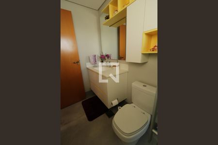 Apartamento à venda com 126m², 2 quartos e 4 vagasBanheiro Suite 1