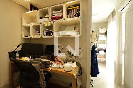 Apartamento à venda com 126m², 2 quartos e 4 vagasSala - Escritório