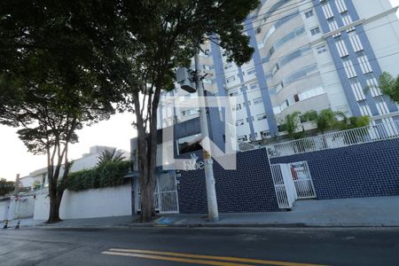 Apartamento à venda com 126m², 2 quartos e 4 vagasVista