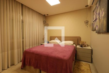 Apartamento à venda com 126m², 2 quartos e 4 vagasSuite 2