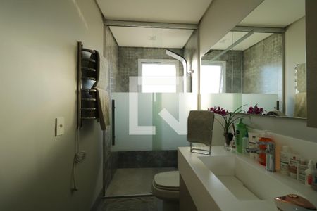 Apartamento à venda com 126m², 2 quartos e 4 vagasBanheiro Suite 2