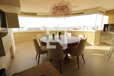 Apartamento à venda com 126m², 2 quartos e 4 vagasSala de Jantar