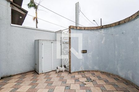 Casa para alugar com 600m², 4 quartos e 6 vagas Casa para alugar com 600m², 4 quartos e 6 vagasQuintal