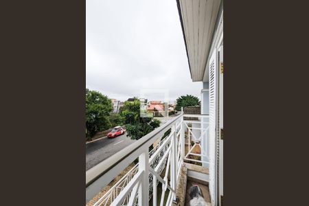 Casa para alugar com 600m², 4 quartos e 6 vagas Casa para alugar com 600m², 4 quartos e 6 vagasVaranda da suíte 1