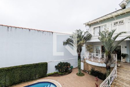 Casa para alugar com 600m², 4 quartos e 6 vagas Casa para alugar com 600m², 4 quartos e 6 vagasVaranda