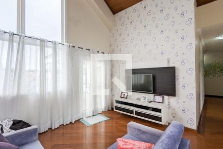 Casa para alugar com 600m², 4 quartos e 6 vagas Casa para alugar com 600m², 4 quartos e 6 vagasSala superior