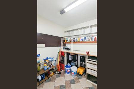 Casa para alugar com 600m², 4 quartos e 6 vagas Casa para alugar com 600m², 4 quartos e 6 vagasDepósito