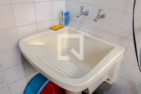 Casa à venda com 84m², 3 quartos e 1 vagaLavanderia