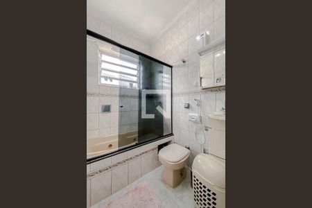 Casa à venda com 84m², 3 quartos e 1 vagaBanheiro