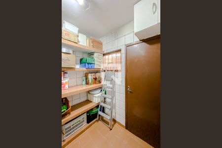 Casa à venda com 84m², 3 quartos e 1 vagaQuarto de Serviço