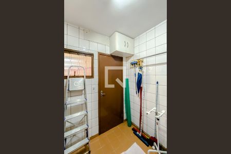 Casa à venda com 84m², 3 quartos e 1 vagaQuarto de Serviço