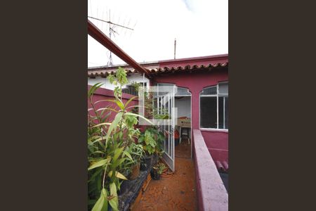 Casa à venda com 91m², 3 quartos e sem vagaVaranda