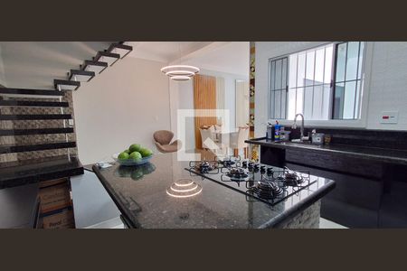 Casa à venda com 145m², 2 quartos e 2 vagas Casa à venda com 145m², 2 quartos e 2 vagasCozinha