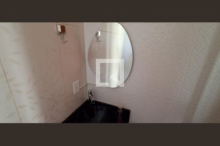 Casa à venda com 145m², 2 quartos e 2 vagas Casa à venda com 145m², 2 quartos e 2 vagasLavabo