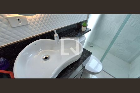 Casa à venda com 145m², 2 quartos e 2 vagas Casa à venda com 145m², 2 quartos e 2 vagasBanheiro Suíte 1